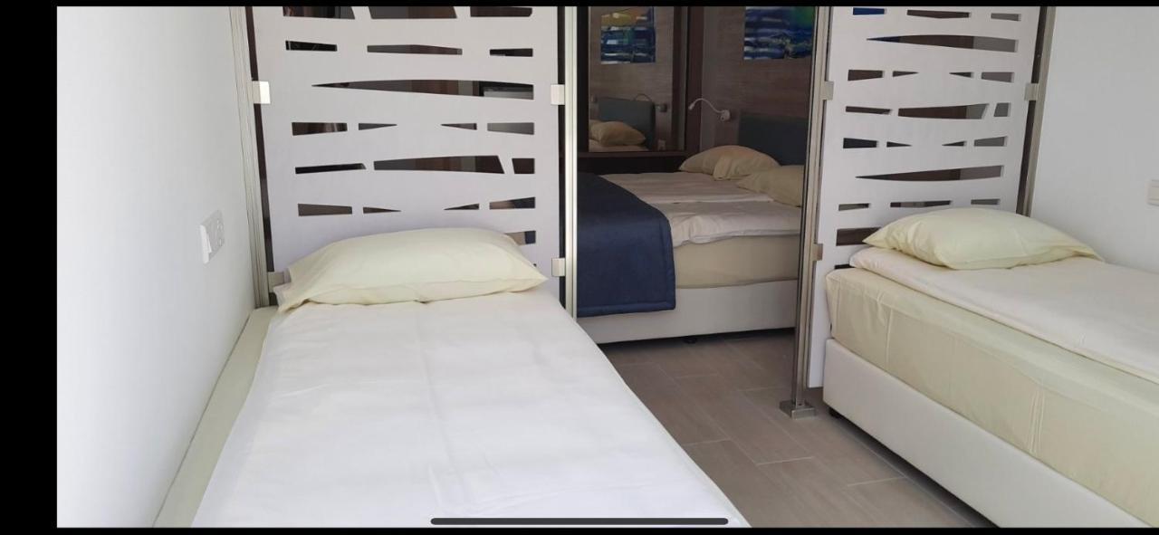 Karousos Beach Rooms Ayia Napa Ngoại thất bức ảnh