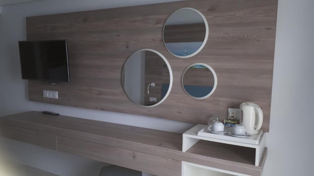 Karousos Beach Rooms Ayia Napa Ngoại thất bức ảnh