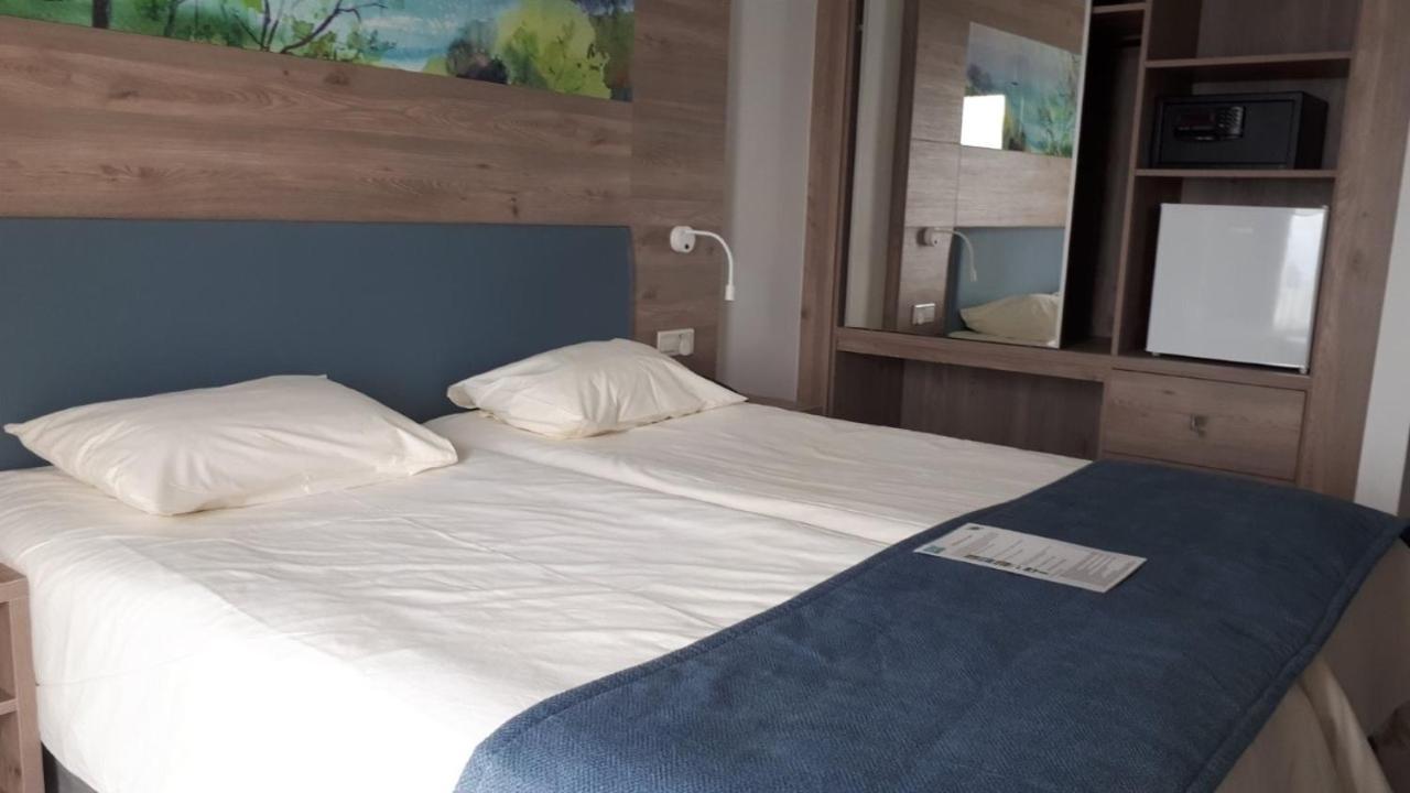 Karousos Beach Rooms Ayia Napa Ngoại thất bức ảnh