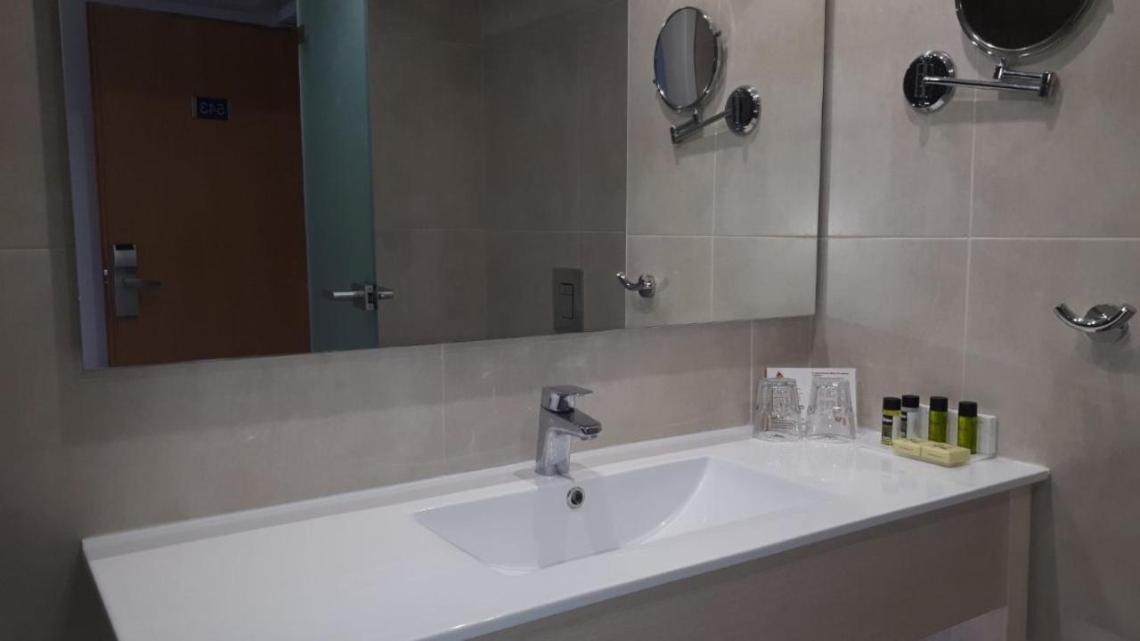 Karousos Beach Rooms Ayia Napa Ngoại thất bức ảnh
